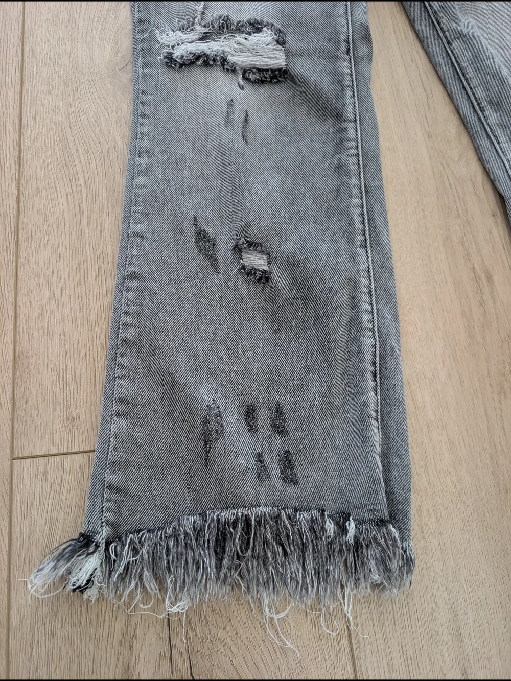 RISEN High Rise Distressed Gray Jeans Frayed Waist Raw Hem Size 29